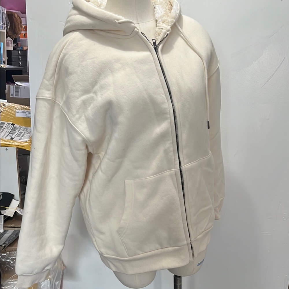 Forever 21 small Cream Fleece Zip-Up Hoodie Jacket with Hood